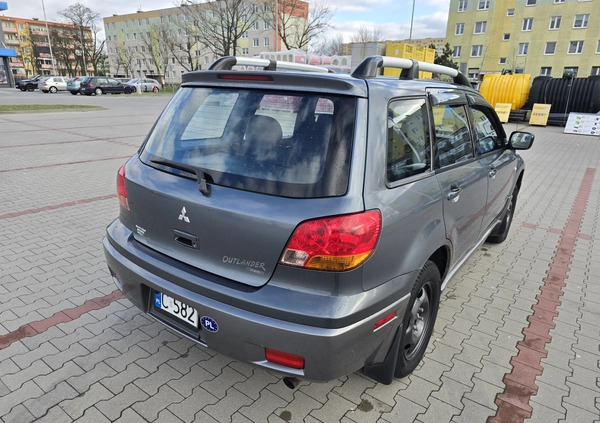 Mitsubishi Outlander cena 13000 przebieg: 150300, rok produkcji 2004 z Włocławek małe 301